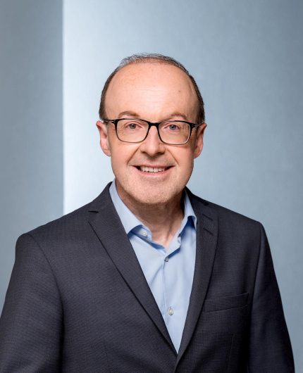 Armin Suter Leiter Konzernbereich Finanzen, Vorsitzender der Konzernleitung